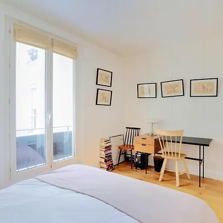 Appartement Marais - De *